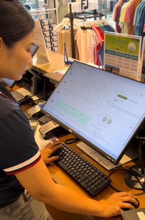 Staff at Laguna Golf Phuket, Asia’s first integrated golf resort, using software to manage specific caddie bookings